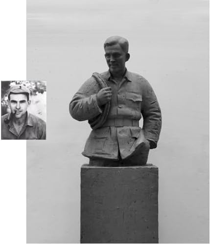 Personalized Bust Sculpture - Custom Half-Body Statue with Brass Casting