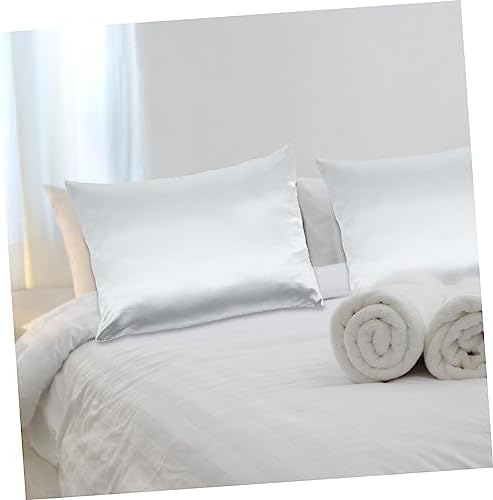 2pcs Skin-Friendly Polyester Pillow Covers with Zipper Closure