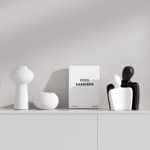 Yahu Lando Romantic Couple Sculptures Black and White
