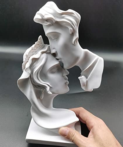 Yahu Lando Modern White Resin Kiss Statues